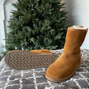 Koolaburra by Ugg mid rise boots in chestnut